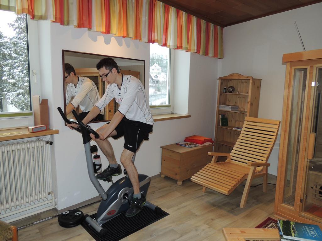Kirchenwirt Inn Kreuzen  ภายนอก รูปภาพ