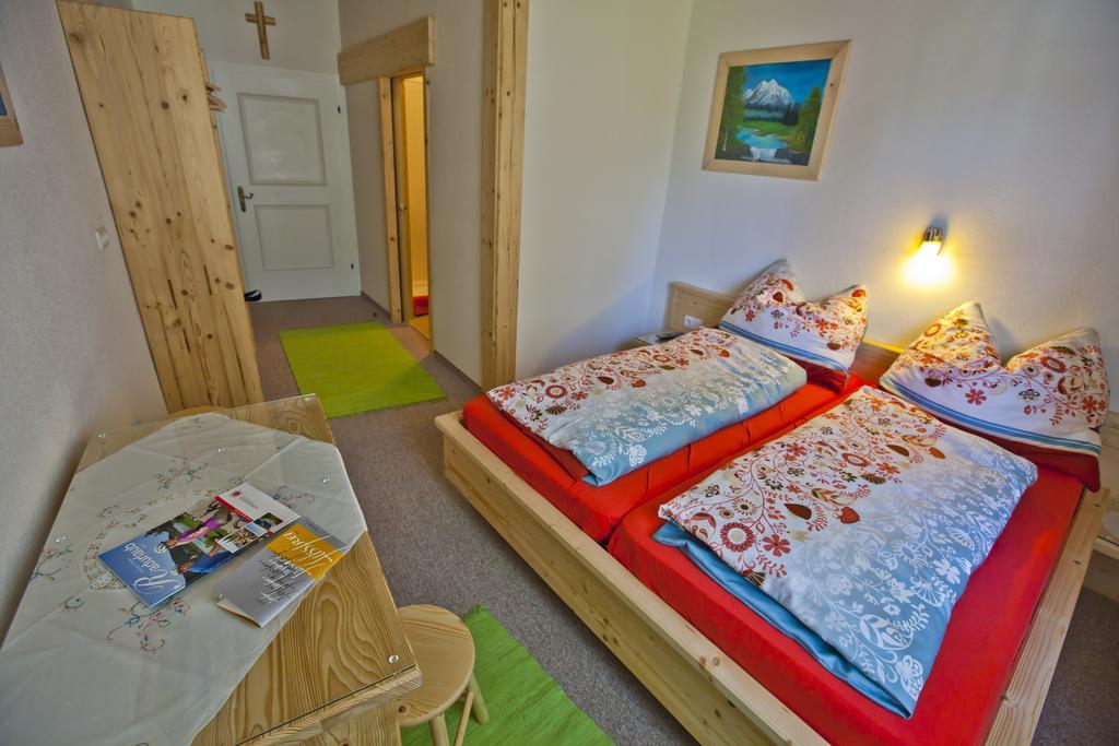 Kirchenwirt Inn Kreuzen  ห้อง รูปภาพ