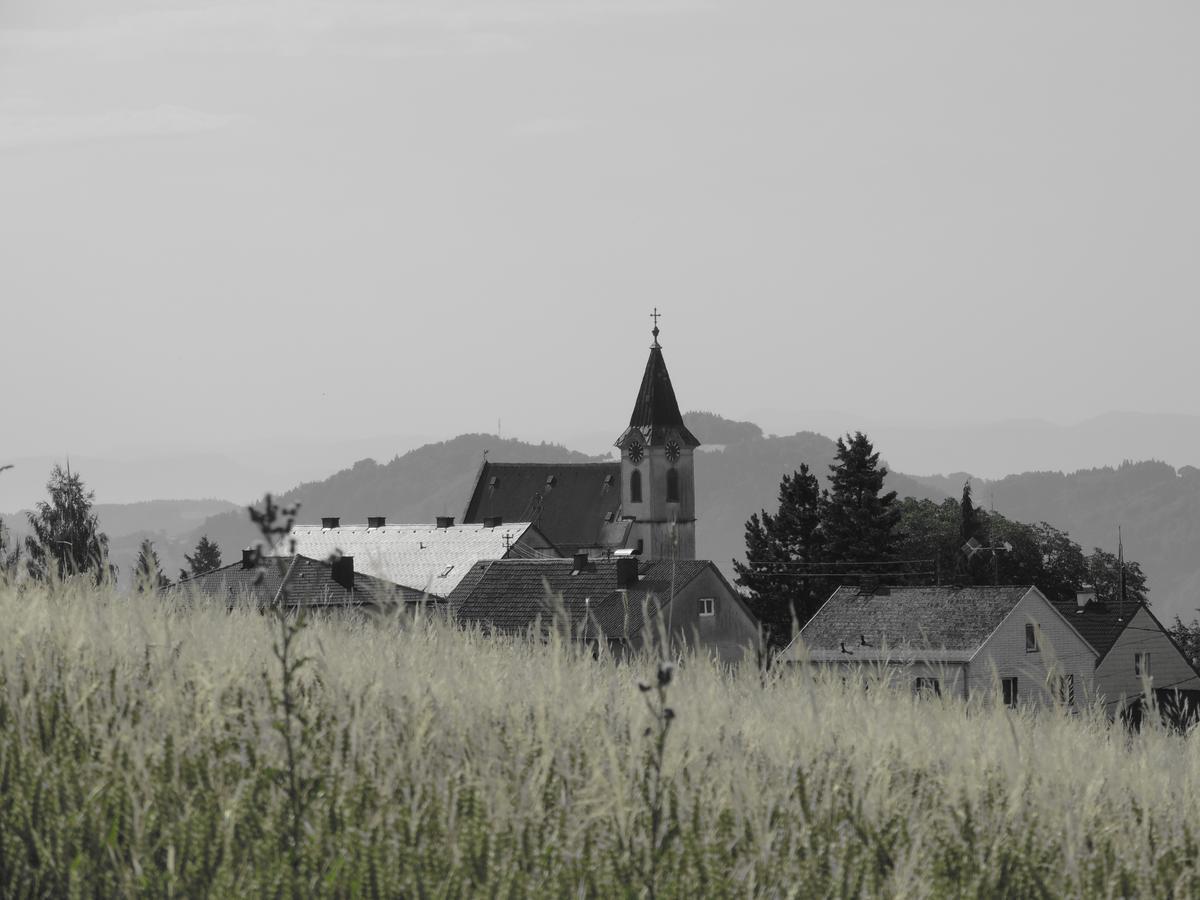 Kirchenwirt Inn Kreuzen  ภายนอก รูปภาพ